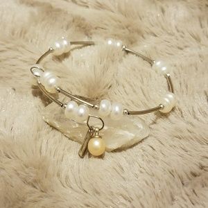 Vantel pearl wrap bracelet